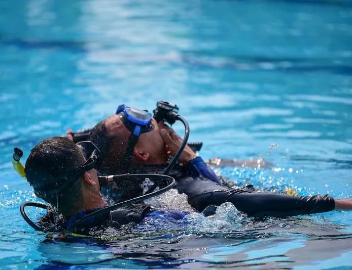 PADI Rescue Diver + Emergency First Response (EFR)