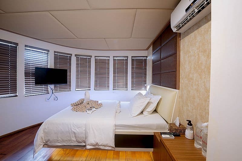 Superior Cabin