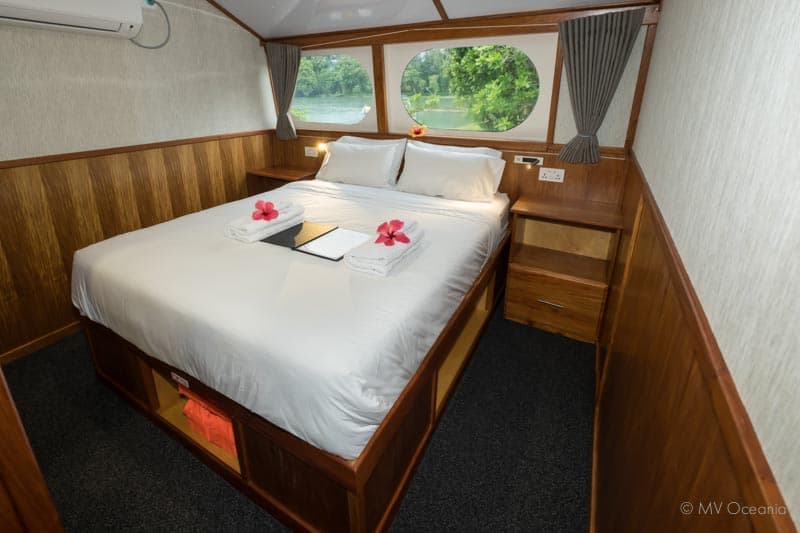 Queen Cabin